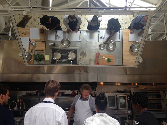 18683761368_cd6d349885_z